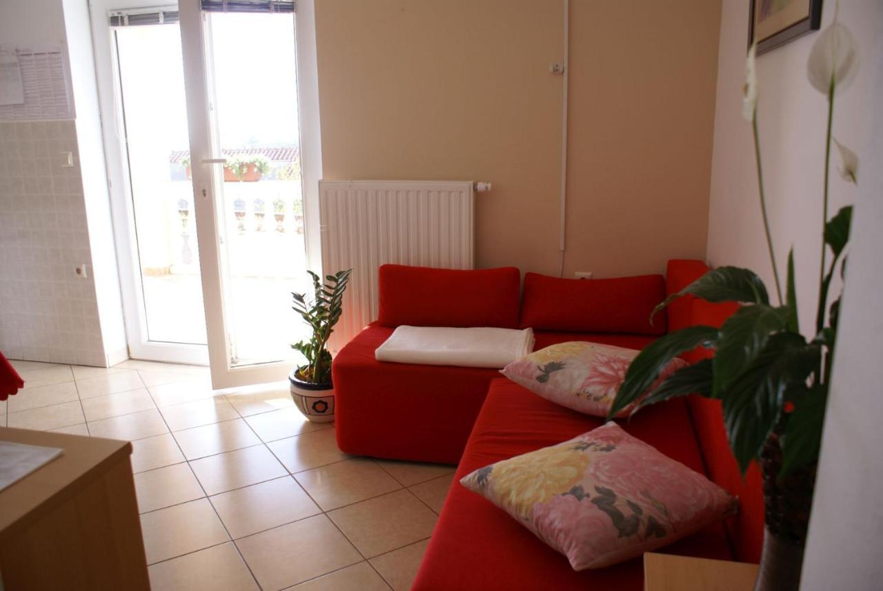 Apartment Nevenka Krk Town Zewnętrze zdjęcie