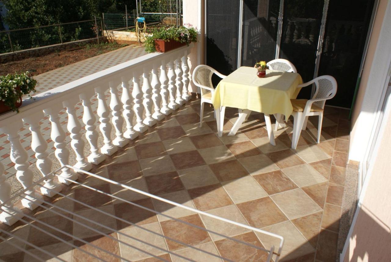 Apartment Nevenka Krk Town Zewnętrze zdjęcie