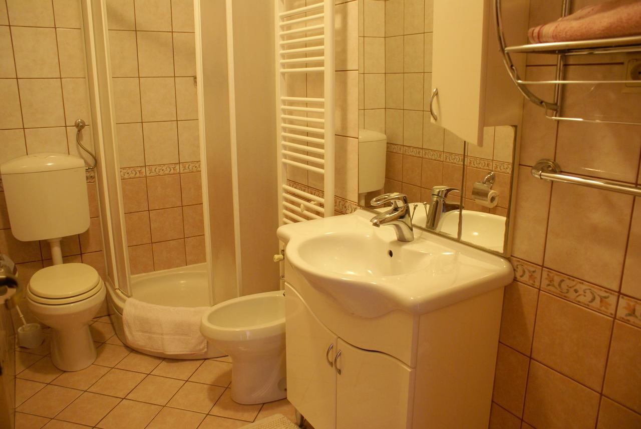 Apartment Nevenka Krk Town Zewnętrze zdjęcie